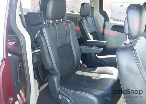 2018 Dodge Grand Caravan Sxt z USA, uszkodzony, nr VIN 2C4RDGCG2JR266978